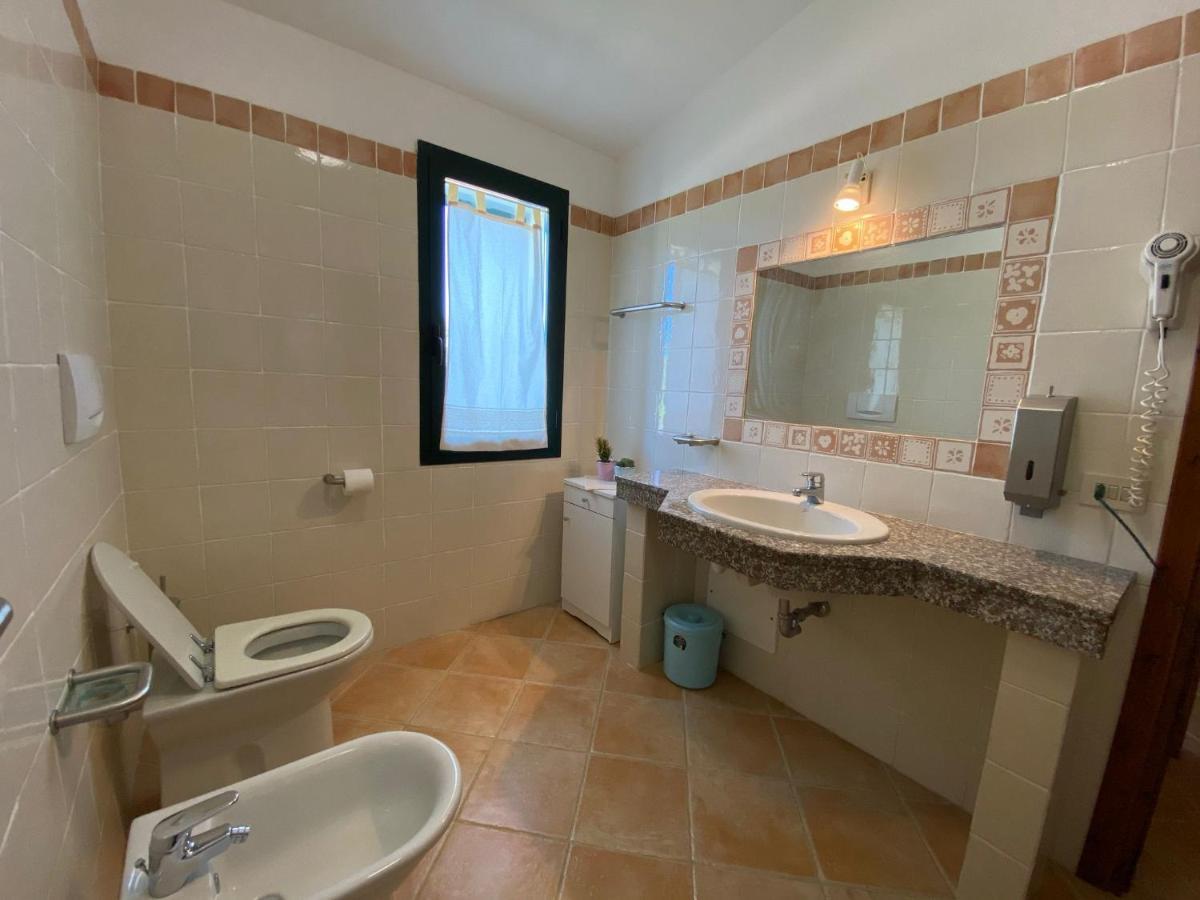 Agriturismo Lu Branu อาร์ซาเคนา ภายนอก รูปภาพ