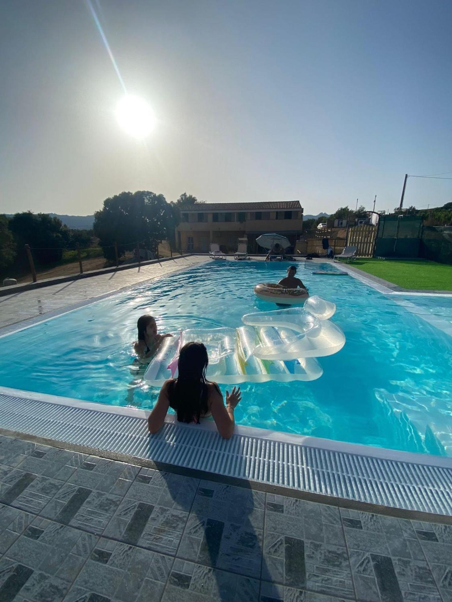 Agriturismo Lu Branu อาร์ซาเคนา ภายนอก รูปภาพ